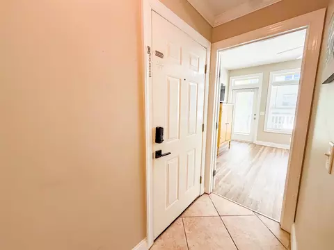 Entry Way - 709 SE 3rd St #D, Carrabelle, FL 32322 photo 1 of 3
