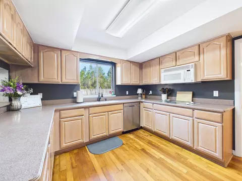 Kitchen - 206 Pineland St, Perry, FL 32348 photo 1 of 3