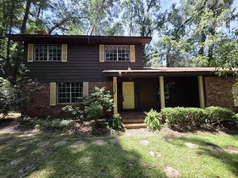 3429 Lakeshore Dr, Tallahassee, FL 32312