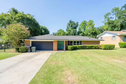 818 Barrie Ave, Tallahassee, FL 32303