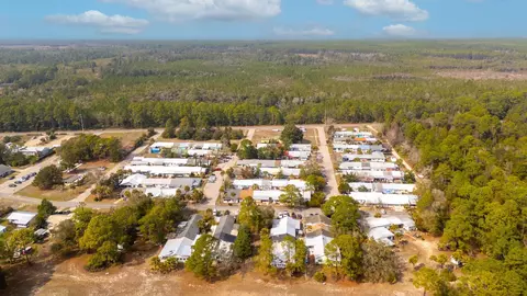 View/Area - 51 Pine St # -3, Carrabelle, FL 32322 photo 9 of 12