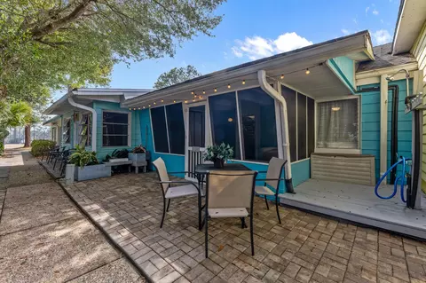 Exterior - 51 Pine St # -3, Carrabelle, FL 32322 photo 3 of 11