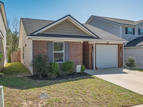 1025 Lacey Ln, Tallahassee, FL 32304