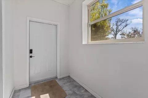 Entry Way - 200 Davis Dr, Perry, FL 32348 photo 6 of 6
