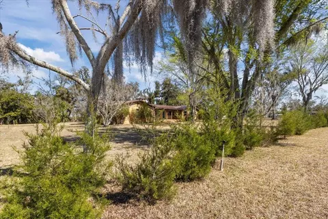 Exterior - 200 Davis Dr, Perry, FL 32348 photo 13 of 14