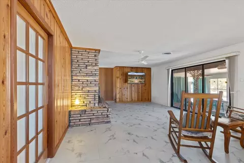Living - 200 Davis Dr, Perry, FL 32348 photo 6 of 7