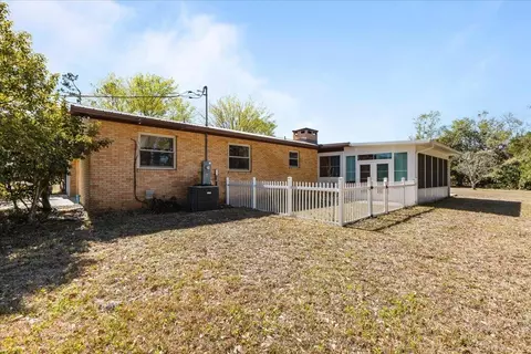Exterior - 200 Davis Dr, Perry, FL 32348 photo 9 of 14