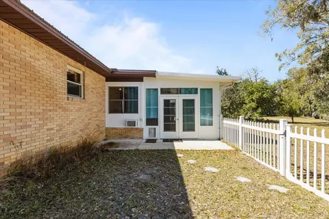 Exterior - 200 Davis Dr, Perry, FL 32348 photo 10 of 14