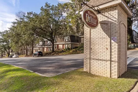2020 Continental Ave #206, Tallahassee, FL 32304