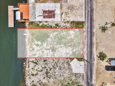 20915 Marina Rd, Perry, FL 32348