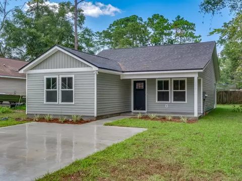 56 Dustin Ln, Crawfordville, FL 32327