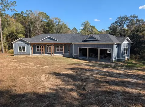 217 Sparkleberry Blvd, Quincy, FL 32351