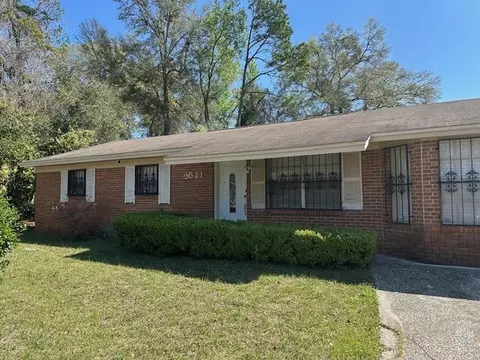 3521 Larkway St, Tallahassee, FL 32305