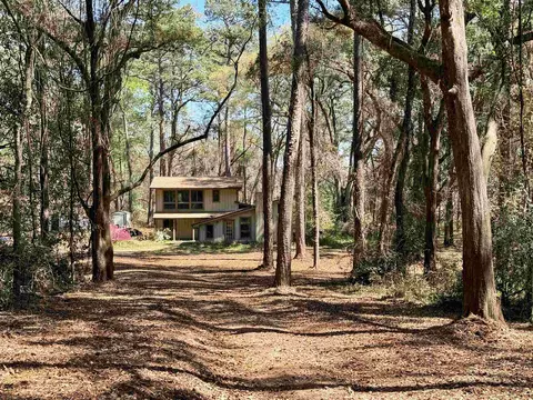 241 Old Dirt Rd, Tallahassee, FL 32317
