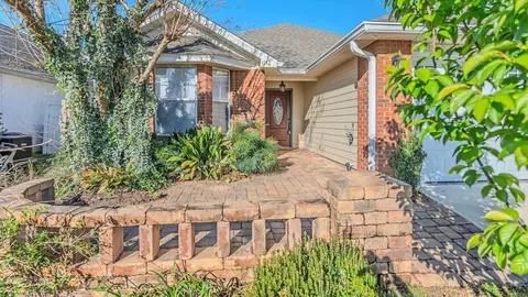 1142 High Meadow Dr, Tallahassee, FL 32311
