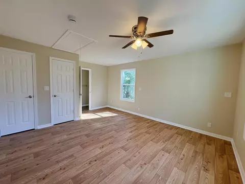 Bedroom - 1714 NE River Rd, Steinhatchee, FL 32359 photo 2 of 2