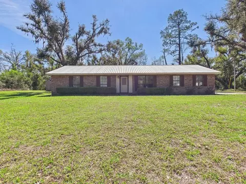 1947 Taylor Dr, Perry, FL 32347