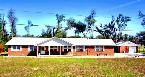 102 S Claire Dr, Perry, FL 32348