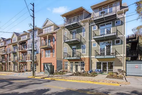 415 St Francis St #303, Tallahassee, FL 32301