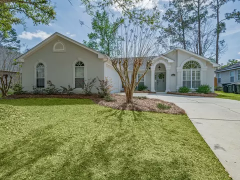 1373 Old Village Rd, Tallahassee, FL 32312