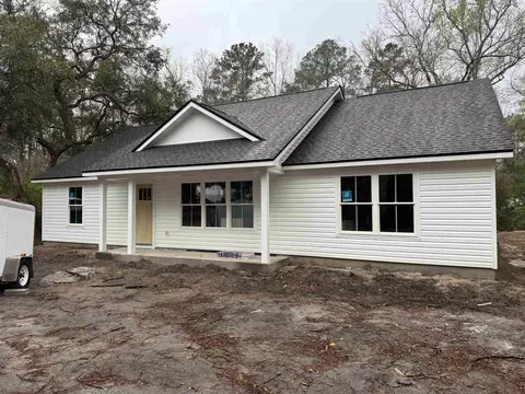 86 Renegade Rd, Crawfordville, FL 32327