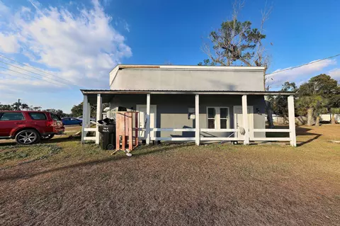 808 W Main St #N/A, Perry, FL 32347 photo 3