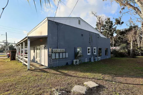 808 W Main St #N/A, Perry, FL 32347 photo 4