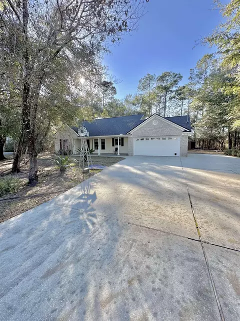 160 Magnolia Rdg, Crawfordville, FL 32327