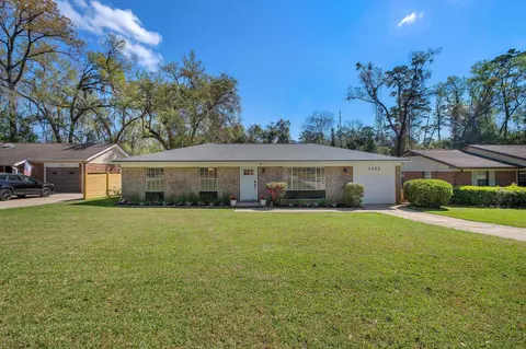 1233 Winifred Dr, Tallahassee, FL 32308