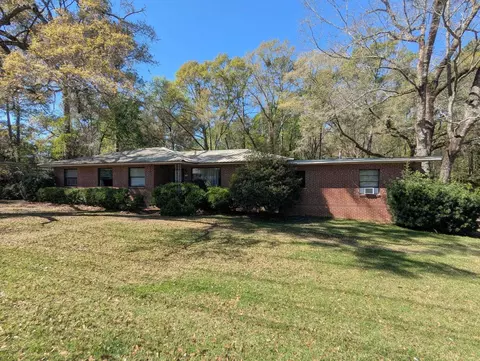 1818 Monticello Dr, Tallahassee, FL 32303