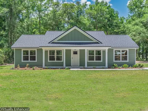 150 Jean Dr, Crawfordville, FL 32327
