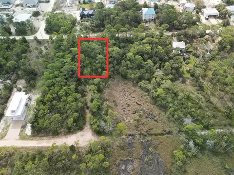 681 E Pine Ave, St George Islan, FL 32328 photo 6