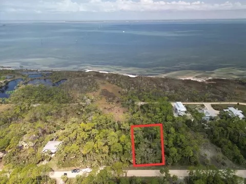 681 E Pine Ave, St George Islan, FL 32328 photo 9
