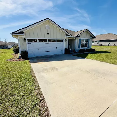 114 E Pecan St, Crawfordville, FL 32327