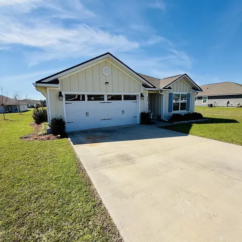 114 E Pecan St, Crawfordville, FL 32327