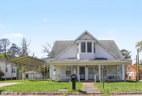 102 SE 1st St, Havana, FL 32333
