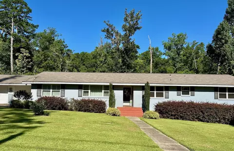 224 Camellia Dr, Quincy, FL 32351