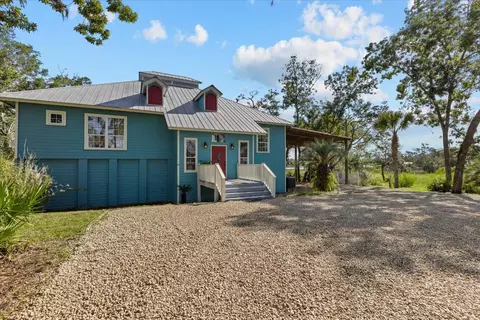 6136 SW 358 Hwy, Steinhatchee, FL 32359