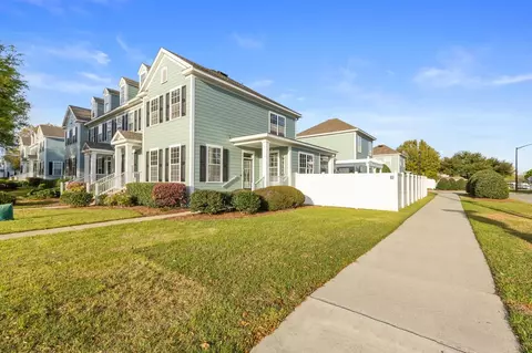 4315 Four Oaks Blvd, Tallahassee, FL 32311