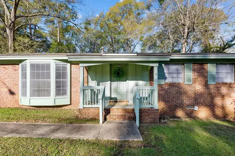 1811 Medart Dr, Tallahassee, FL 32303