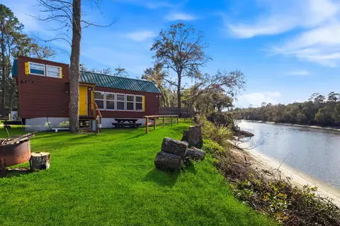 4748 Crooked Rd, Tallahassee, FL 32310