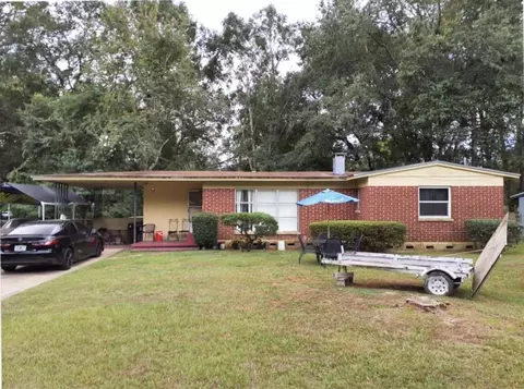 711 Apachee St, Tallahassee, FL 32301