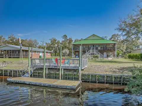 9 Christy Ln, Sopchoppy, FL 32358