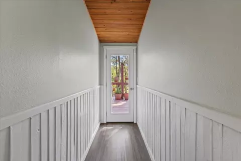 Entry Way - 1506 NE Cedar St, Steinhatchee, FL 32359 photo 6 of 6