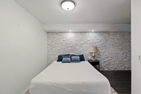 Bedroom - 1506 NE Cedar St, Steinhatchee, FL 32359 photo 9 of 10