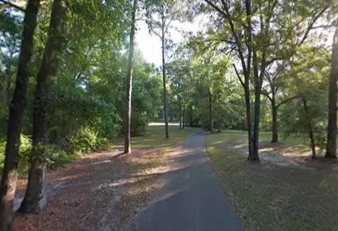 234 River Bluff Dr, Havana, FL 32333