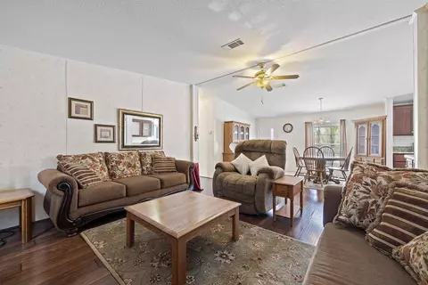 106 Crit Jones Dr, Perry, FL 32348 photo 3