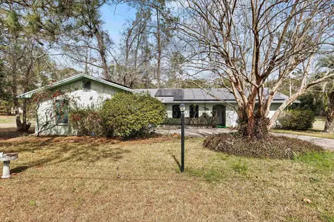 708 Brookridge Dr, Tallahassee, FL 32305