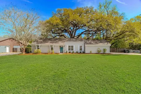 2201 Eastgate Way, Tallahassee, FL 32308