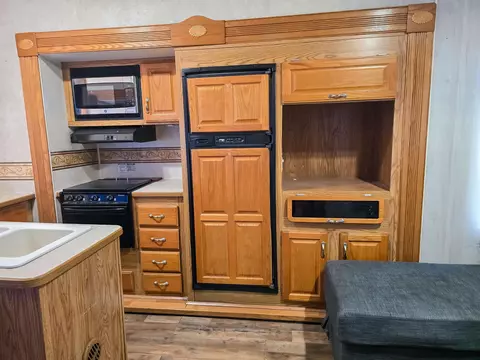 Kitchen - 1764 Dice Rd, Perry, FL 32348 photo 4 of 4